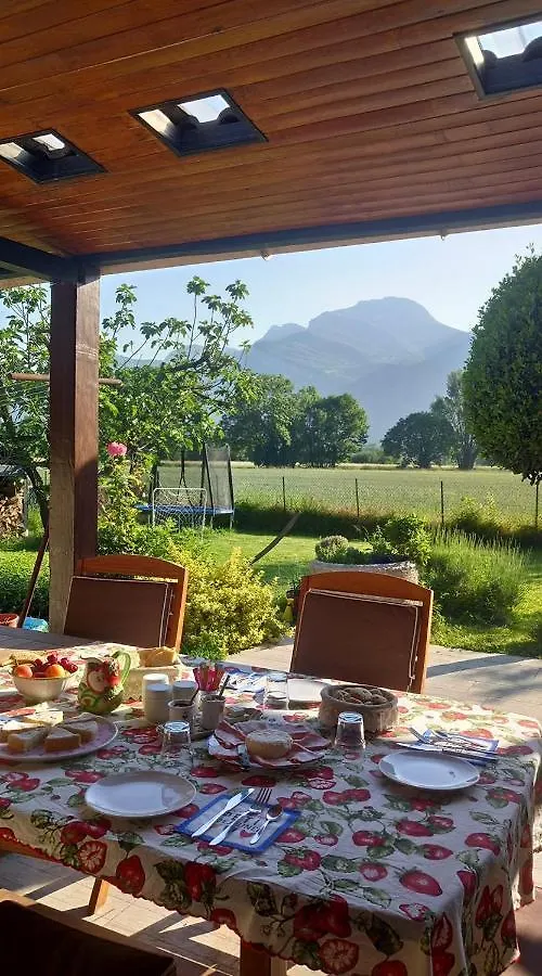 Les Champs Dores Noyarey Nocleg ze śniadaniem