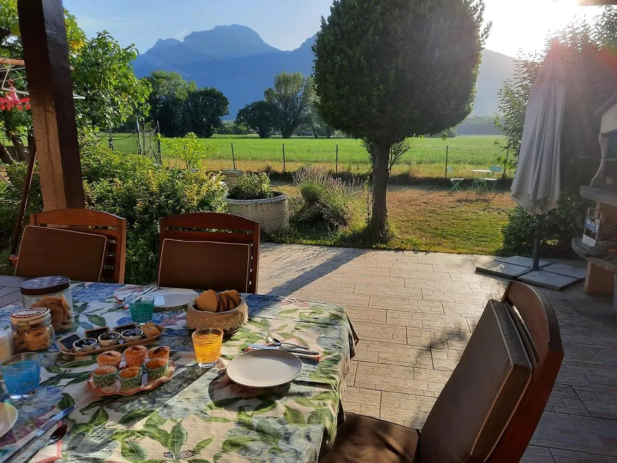 Les Champs Dores Noyarey Francja